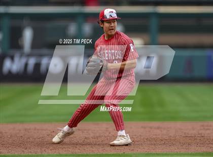 Thumbnail 2 in Fullerton vs. Villa Park photogallery.
