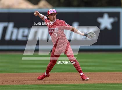 Thumbnail 3 in Fullerton vs. Villa Park photogallery.