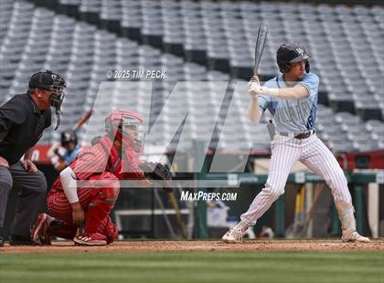 Thumbnail 2 in Fullerton vs. Villa Park photogallery.