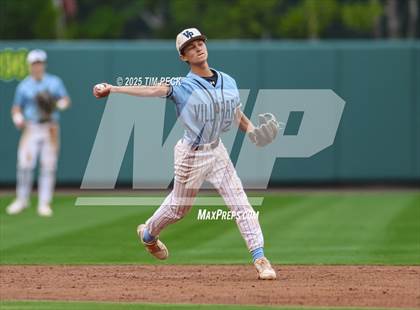 Thumbnail 2 in Fullerton vs. Villa Park photogallery.