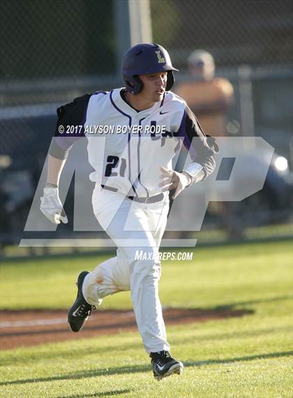 Thumbnail 3 in Lufkin vs. St. John's photogallery.