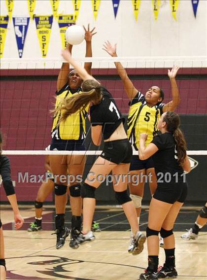 Thumbnail 3 in Woodcreek vs. Inderkum photogallery.