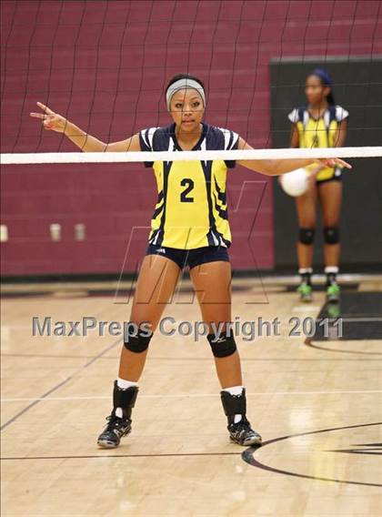 Thumbnail 1 in Woodcreek vs. Inderkum photogallery.