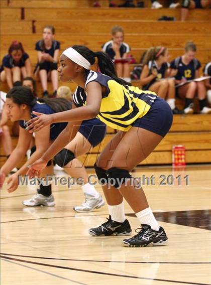 Thumbnail 1 in Woodcreek vs. Inderkum photogallery.