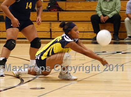 Thumbnail 1 in Woodcreek vs. Inderkum photogallery.