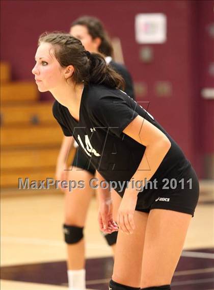 Thumbnail 1 in Woodcreek vs. Inderkum photogallery.