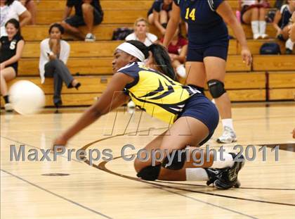 Thumbnail 3 in Woodcreek vs. Inderkum photogallery.