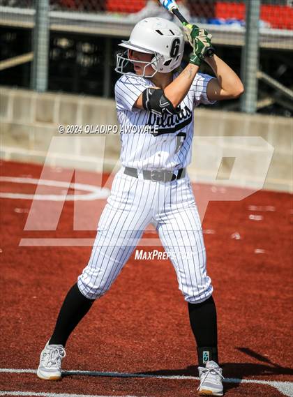 Thumbnail 2 in Guyer vs. Weslaco (UIL 6A Softball Semifinal) photogallery.