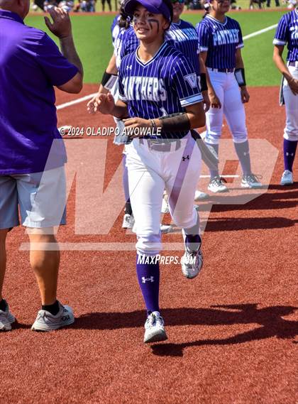 Thumbnail 1 in Guyer vs. Weslaco (UIL 6A Softball Semifinal) photogallery.