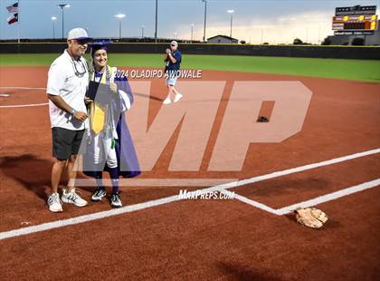 Thumbnail 1 in Guyer vs. Weslaco (UIL 6A Softball Semifinal) photogallery.