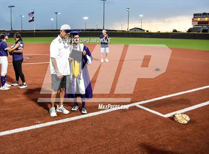Thumbnail 2 in Guyer vs. Weslaco (UIL 6A Softball Semifinal) photogallery.