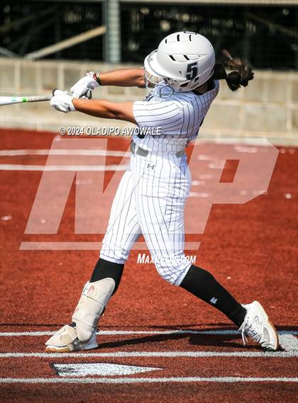 Thumbnail 3 in Guyer vs. Weslaco (UIL 6A Softball Semifinal) photogallery.