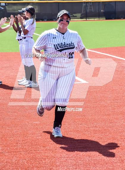 Thumbnail 2 in Guyer vs. Weslaco (UIL 6A Softball Semifinal) photogallery.