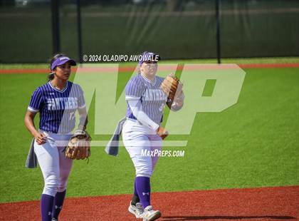 Thumbnail 1 in Guyer vs. Weslaco (UIL 6A Softball Semifinal) photogallery.