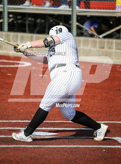 Thumbnail 1 in Guyer vs. Weslaco (UIL 6A Softball Semifinal) photogallery.