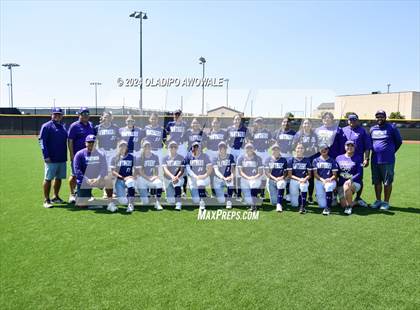 Thumbnail 3 in Guyer vs. Weslaco (UIL 6A Softball Semifinal) photogallery.