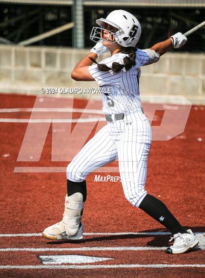 Thumbnail 3 in Guyer vs. Weslaco (UIL 6A Softball Semifinal) photogallery.