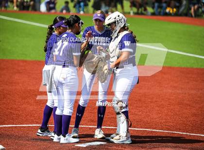 Thumbnail 3 in Guyer vs. Weslaco (UIL 6A Softball Semifinal) photogallery.