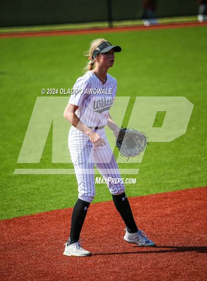 Thumbnail 1 in Guyer vs. Weslaco (UIL 6A Softball Semifinal) photogallery.