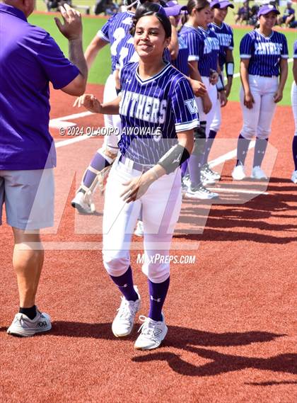 Thumbnail 1 in Guyer vs. Weslaco (UIL 6A Softball Semifinal) photogallery.