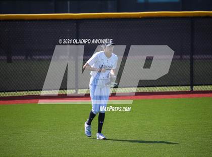 Thumbnail 1 in Guyer vs. Weslaco (UIL 6A Softball Semifinal) photogallery.
