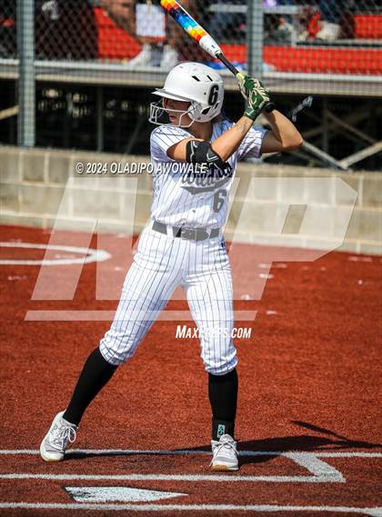 Thumbnail 2 in Guyer vs. Weslaco (UIL 6A Softball Semifinal) photogallery.