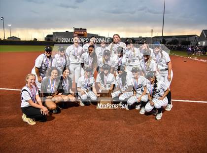 Thumbnail 1 in Guyer vs. Weslaco (UIL 6A Softball Semifinal) photogallery.