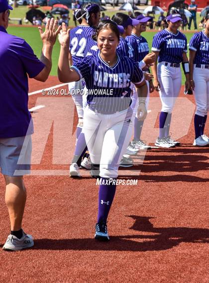 Thumbnail 3 in Guyer vs. Weslaco (UIL 6A Softball Semifinal) photogallery.