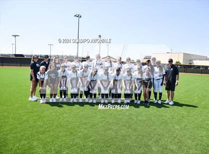 Thumbnail 3 in Guyer vs. Weslaco (UIL 6A Softball Semifinal) photogallery.