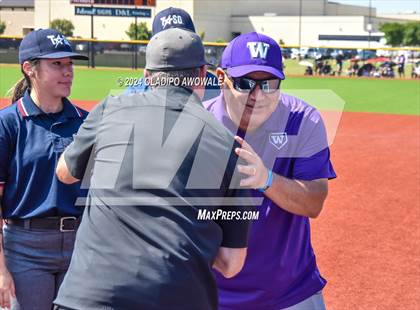 Thumbnail 2 in Guyer vs. Weslaco (UIL 6A Softball Semifinal) photogallery.