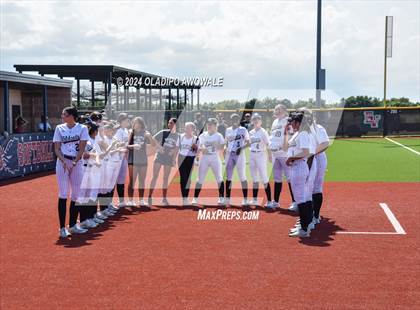 Thumbnail 2 in Guyer vs. Weslaco (UIL 6A Softball Semifinal) photogallery.