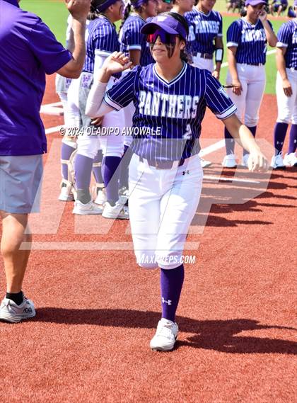Thumbnail 2 in Guyer vs. Weslaco (UIL 6A Softball Semifinal) photogallery.