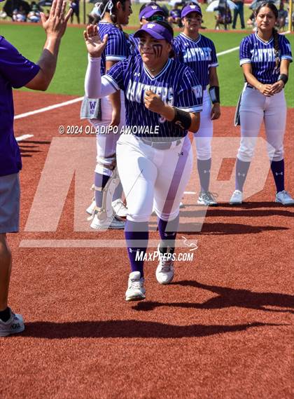 Thumbnail 1 in Guyer vs. Weslaco (UIL 6A Softball Semifinal) photogallery.