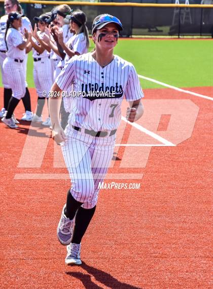 Thumbnail 3 in Guyer vs. Weslaco (UIL 6A Softball Semifinal) photogallery.