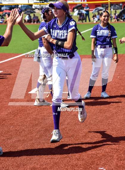 Thumbnail 1 in Guyer vs. Weslaco (UIL 6A Softball Semifinal) photogallery.