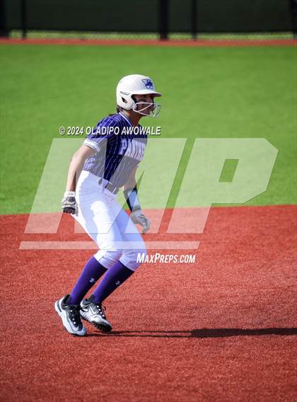 Thumbnail 2 in Guyer vs. Weslaco (UIL 6A Softball Semifinal) photogallery.