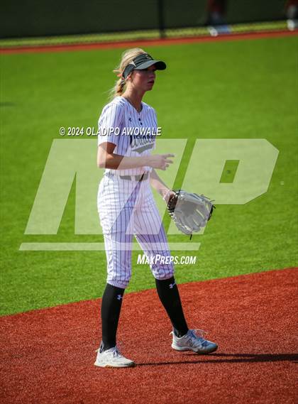 Thumbnail 2 in Guyer vs. Weslaco (UIL 6A Softball Semifinal) photogallery.