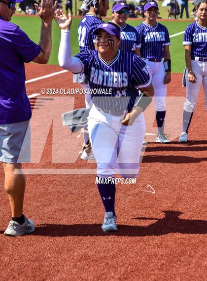 Thumbnail 2 in Guyer vs. Weslaco (UIL 6A Softball Semifinal) photogallery.