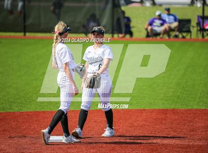 Thumbnail 1 in Guyer vs. Weslaco (UIL 6A Softball Semifinal) photogallery.