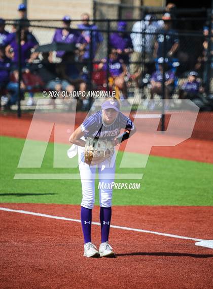 Thumbnail 3 in Guyer vs. Weslaco (UIL 6A Softball Semifinal) photogallery.