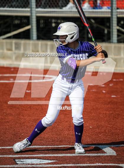 Thumbnail 1 in Guyer vs. Weslaco (UIL 6A Softball Semifinal) photogallery.