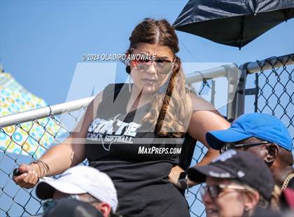 Thumbnail 2 in Guyer vs. Weslaco (UIL 6A Softball Semifinal) photogallery.