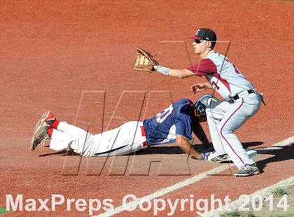 Thumbnail 2 in Elmira vs. Ketcham (NYSPHSAA Class AA Regional Semifinal) photogallery.
