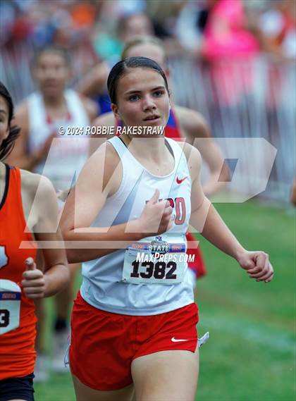 Thumbnail 3 in UIL Cross Country 2A Finals (3200m) photogallery.