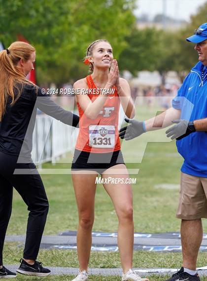 Thumbnail 1 in UIL Cross Country 2A Finals (3200m) photogallery.