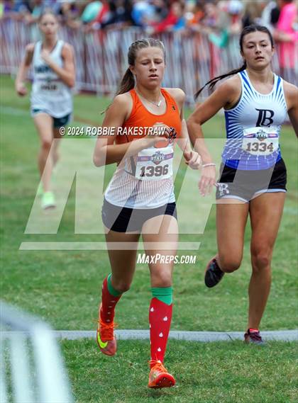 Thumbnail 1 in UIL Cross Country 2A Finals (3200m) photogallery.