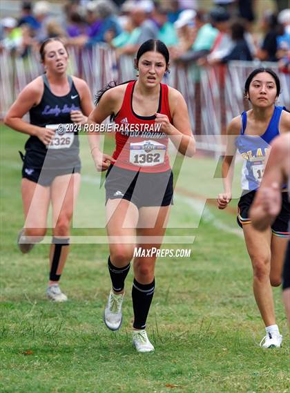 Thumbnail 3 in UIL Cross Country 2A Finals (3200m) photogallery.