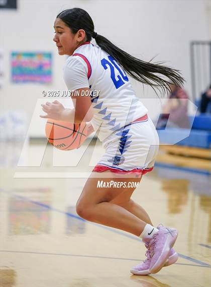 Thumbnail 1 in Carlin @ McDermitt photogallery.