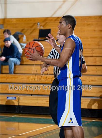 Thumbnail 2 in Clovis West vs Agoura (Santa Barbara Holiday Classic) photogallery.