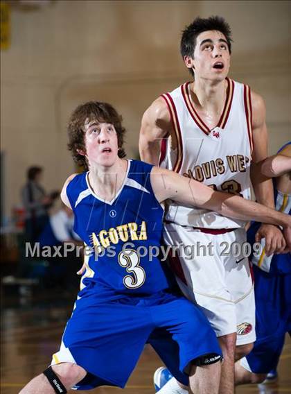 Thumbnail 2 in Clovis West vs Agoura (Santa Barbara Holiday Classic) photogallery.